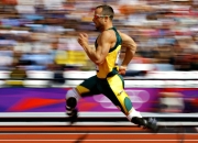 九游娱乐网页-步行者铁血防守锁死太阳，布伦森化身关键先生主宰赛场