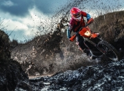 九游游戏-联合杯鏖战法网，辛纳关键制胜，新一代王者的加冕之路