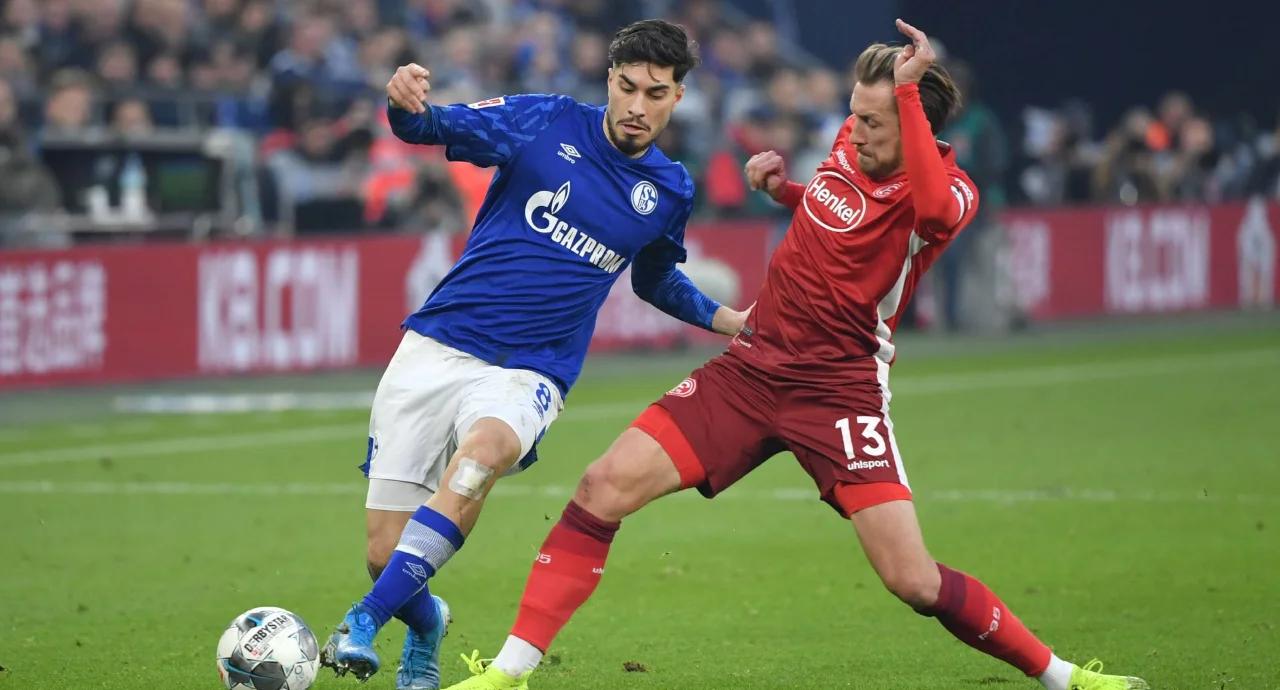 德甲豪门沙尔克04迎战奥格斯堡,备战重要比赛期待胜利。的简单介绍 德甲豪门沙尔克04迎战奥格斯堡,备战重要比赛期待胜利。的简单介绍