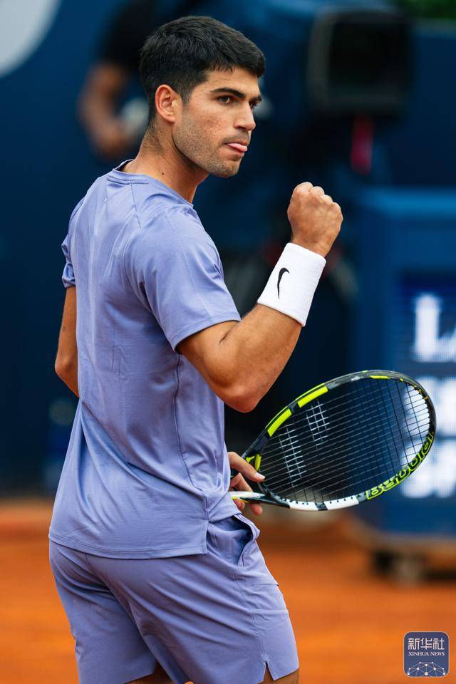 包含世界网球队强势西班牙网球队,阿尔卡拉斯统治全场的词条 包含世界网球队强势西班牙网球队,阿尔卡拉斯统治全场的词条