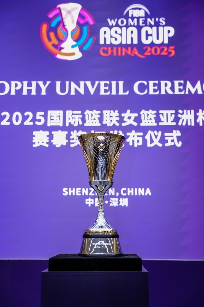 亚洲球员获得了国际杯赛的MVP奖 亚洲球员获得了国际杯赛的MVP奖