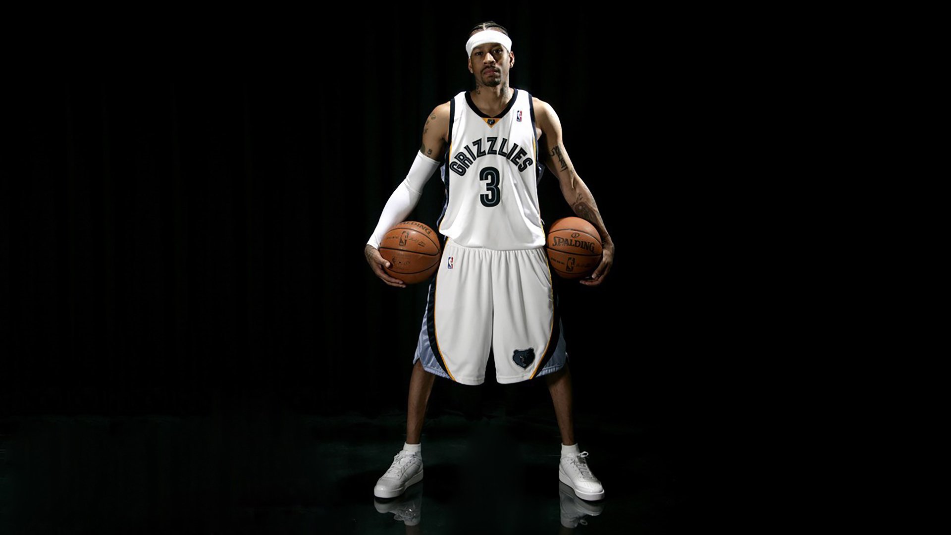 东决关键战焦点战，深圳队险胜新疆队，生死时刻铸就经典